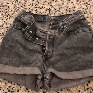 Size 24 high waisted Levi’s shorts